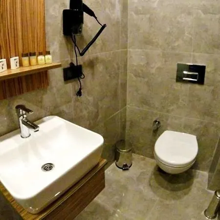 Akkan Hotel