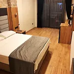 Akkan Hotell 2*